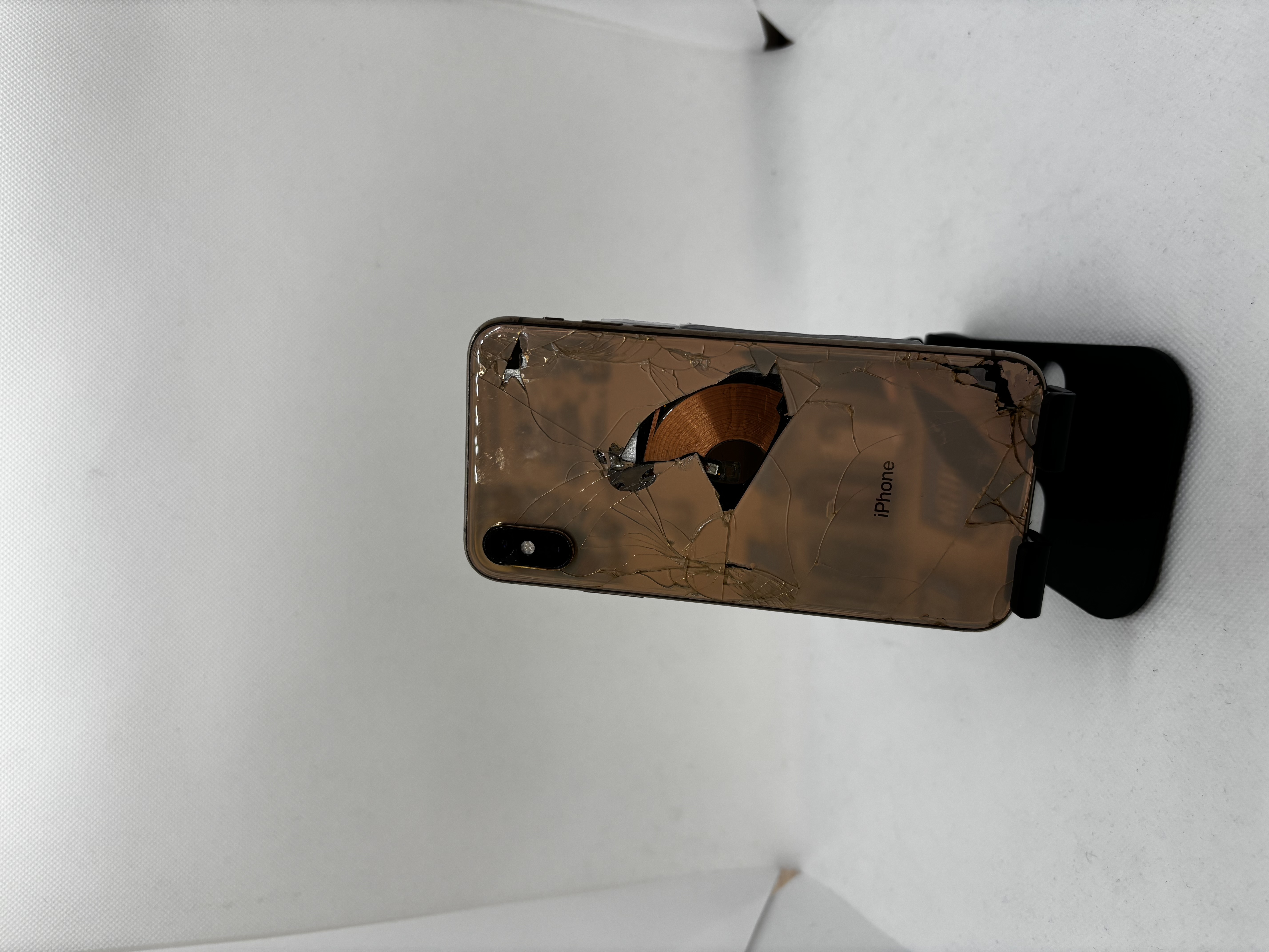 iPhone XS  64GB ゴールド SBM ○ 【浦添店】