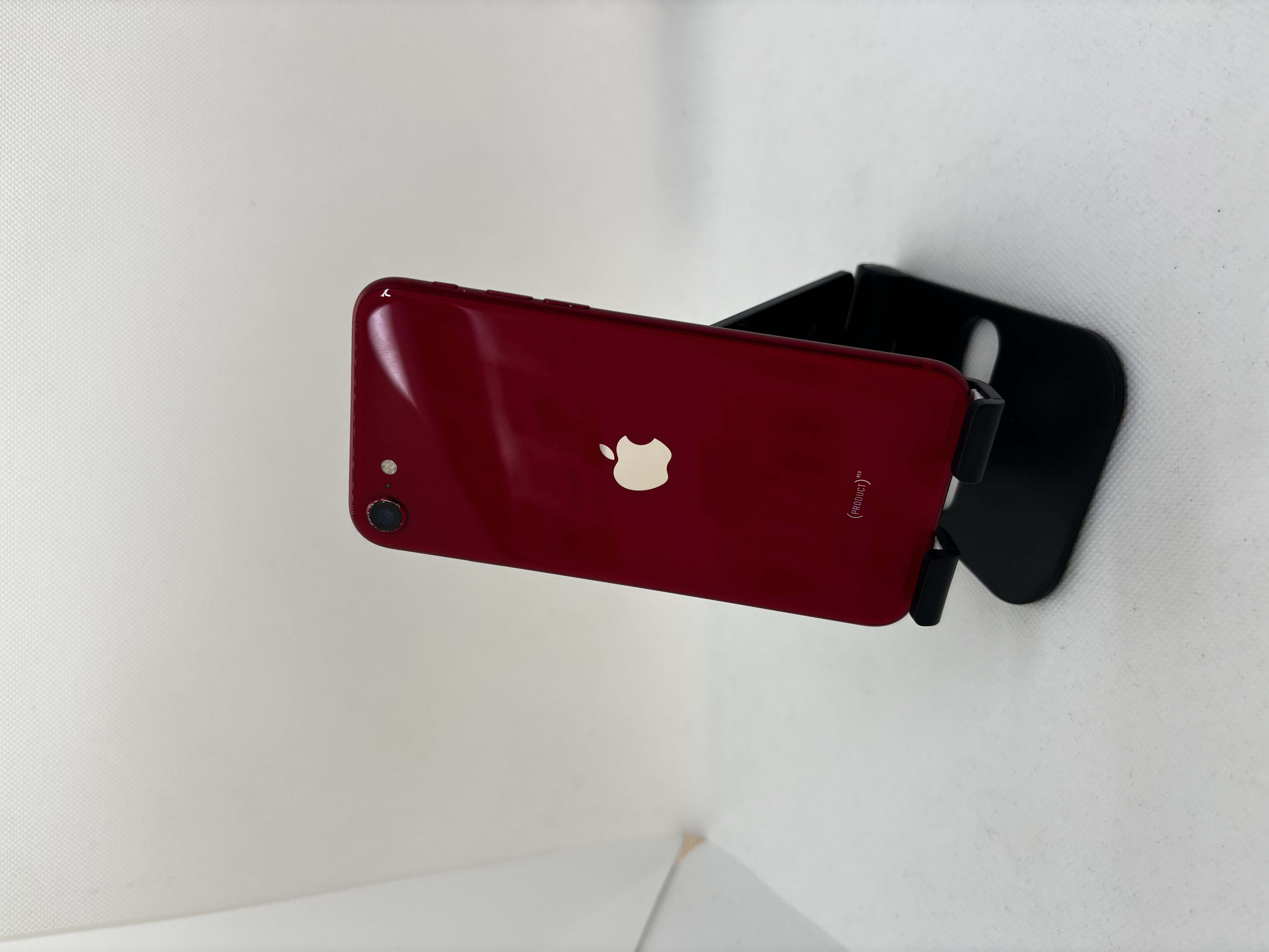 iPhone SE2世代  64GB レッド au ○ 【浦添店】