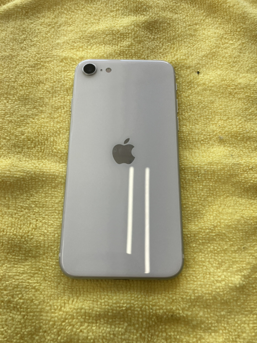 【iPhoneSE2】買取 64GB | ホワイト　《那覇店》