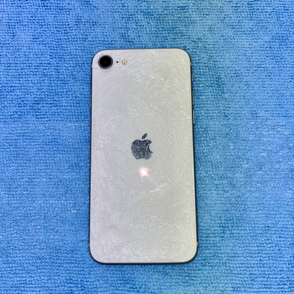 【iPhoneSE3世代】買取 128GB | ホワイト　《宮古店》