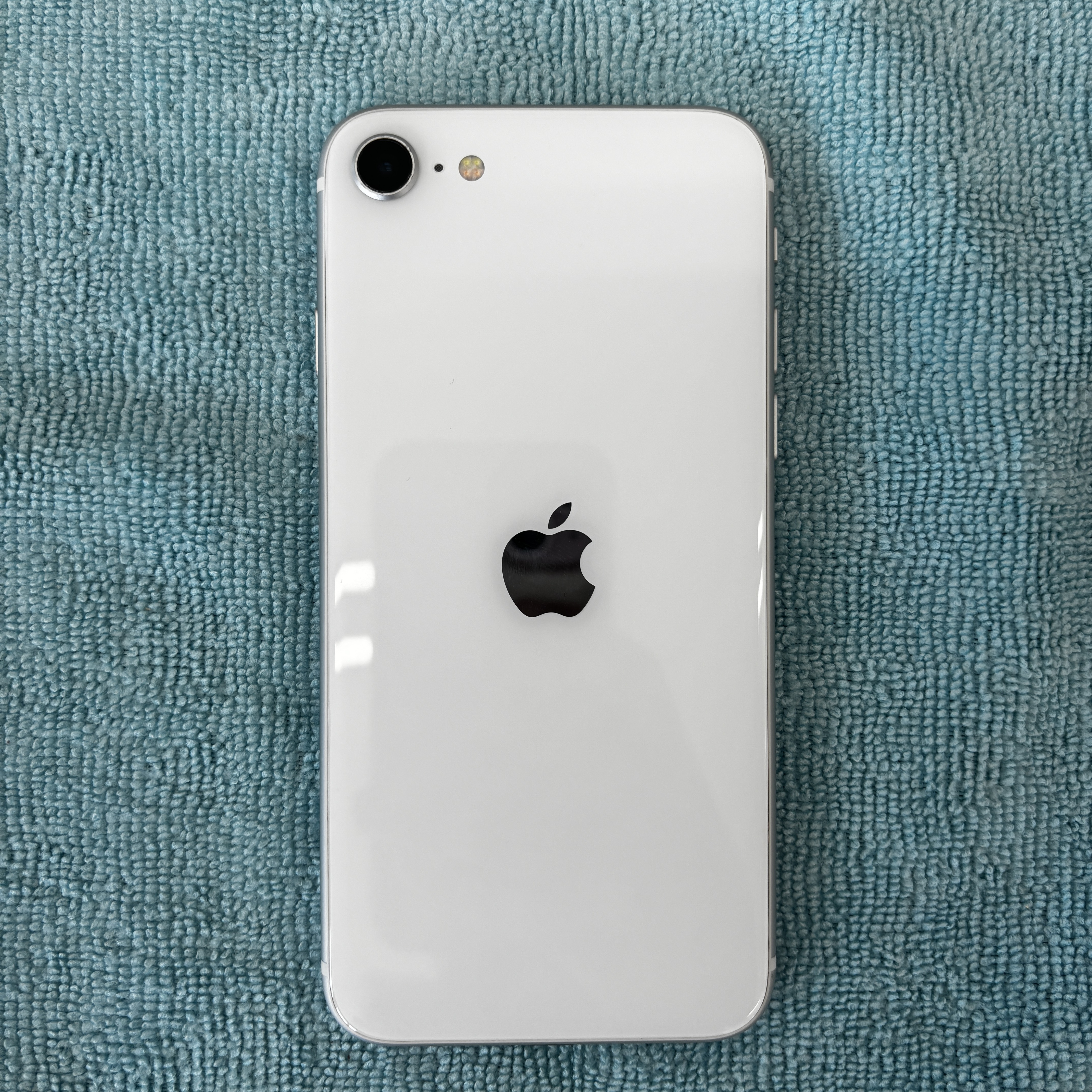 【iPhoneSE3】買取 256GB｜スターライト 《那覇店》