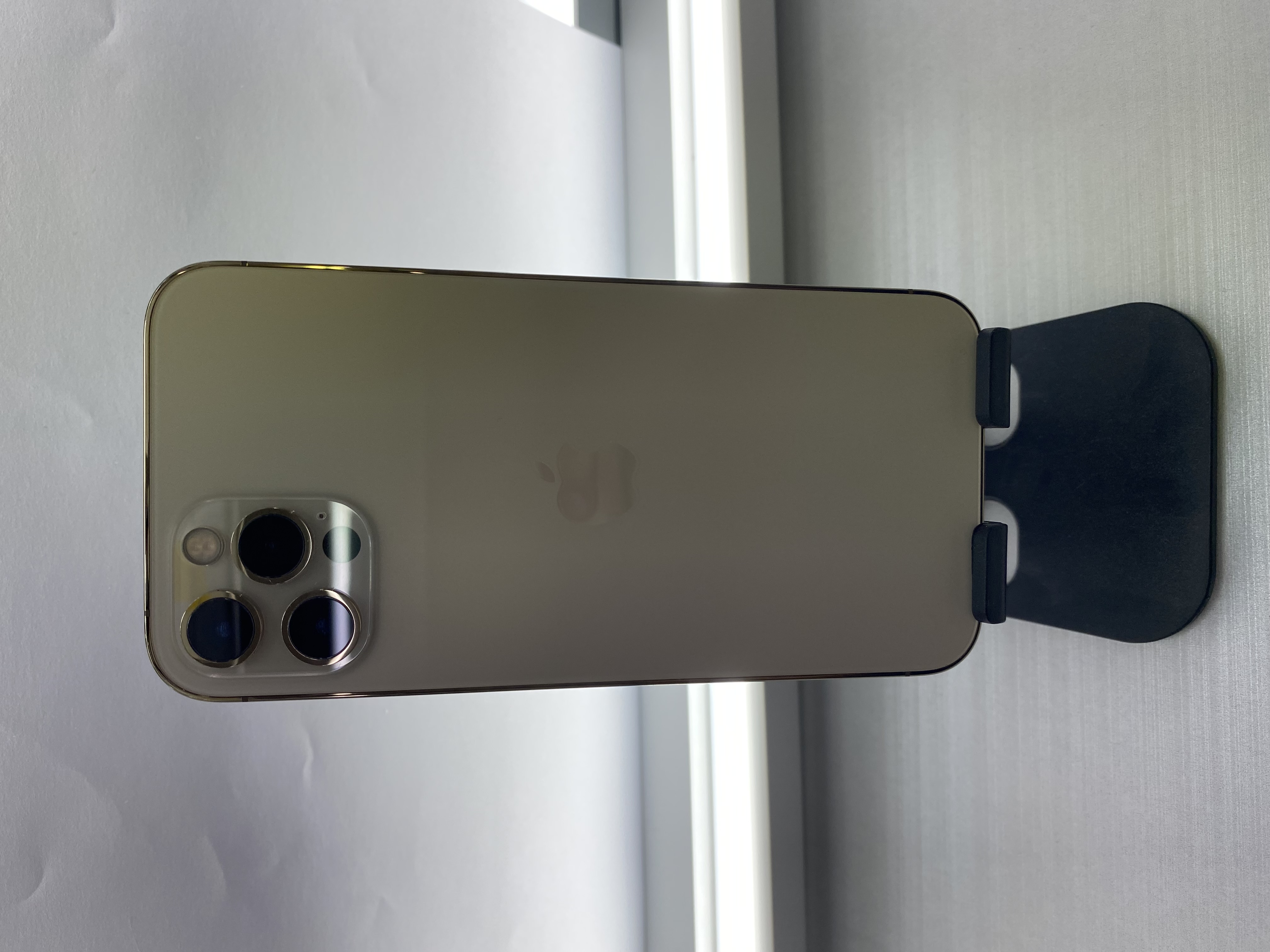iPhone12Pro 256GB ゴールド au ◯ 【宮古店】