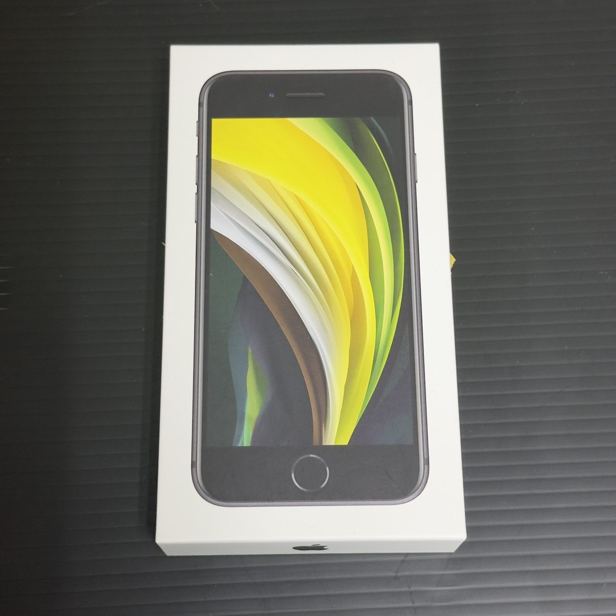【iPhoneSE2】買取 256GB | ブラック　《石垣店》