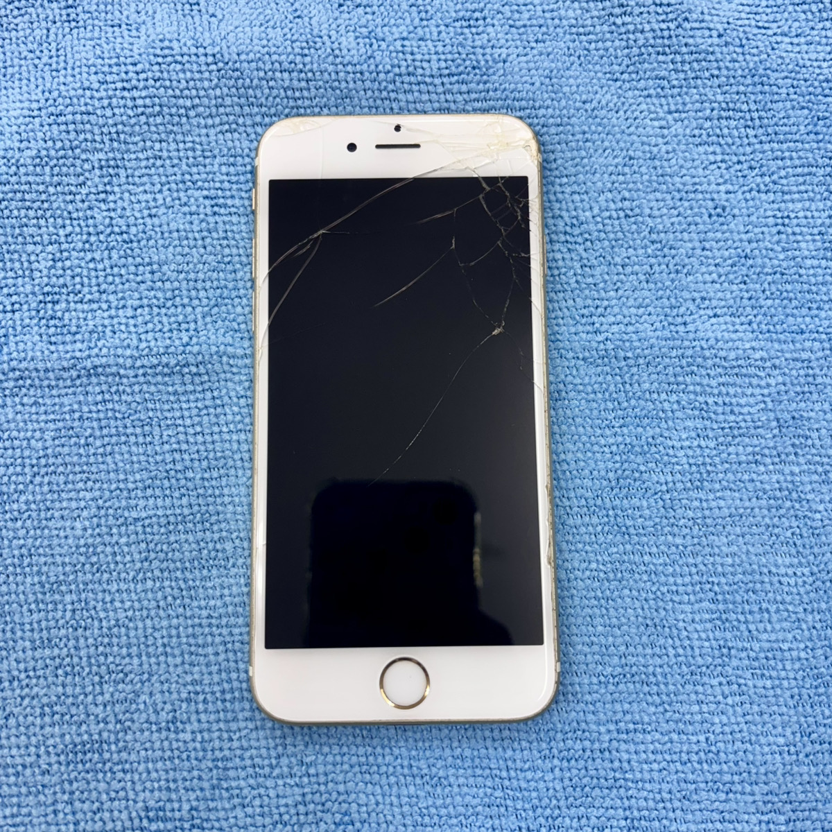 【iPhone7】買取 128GB | シルバー　《浦添店》